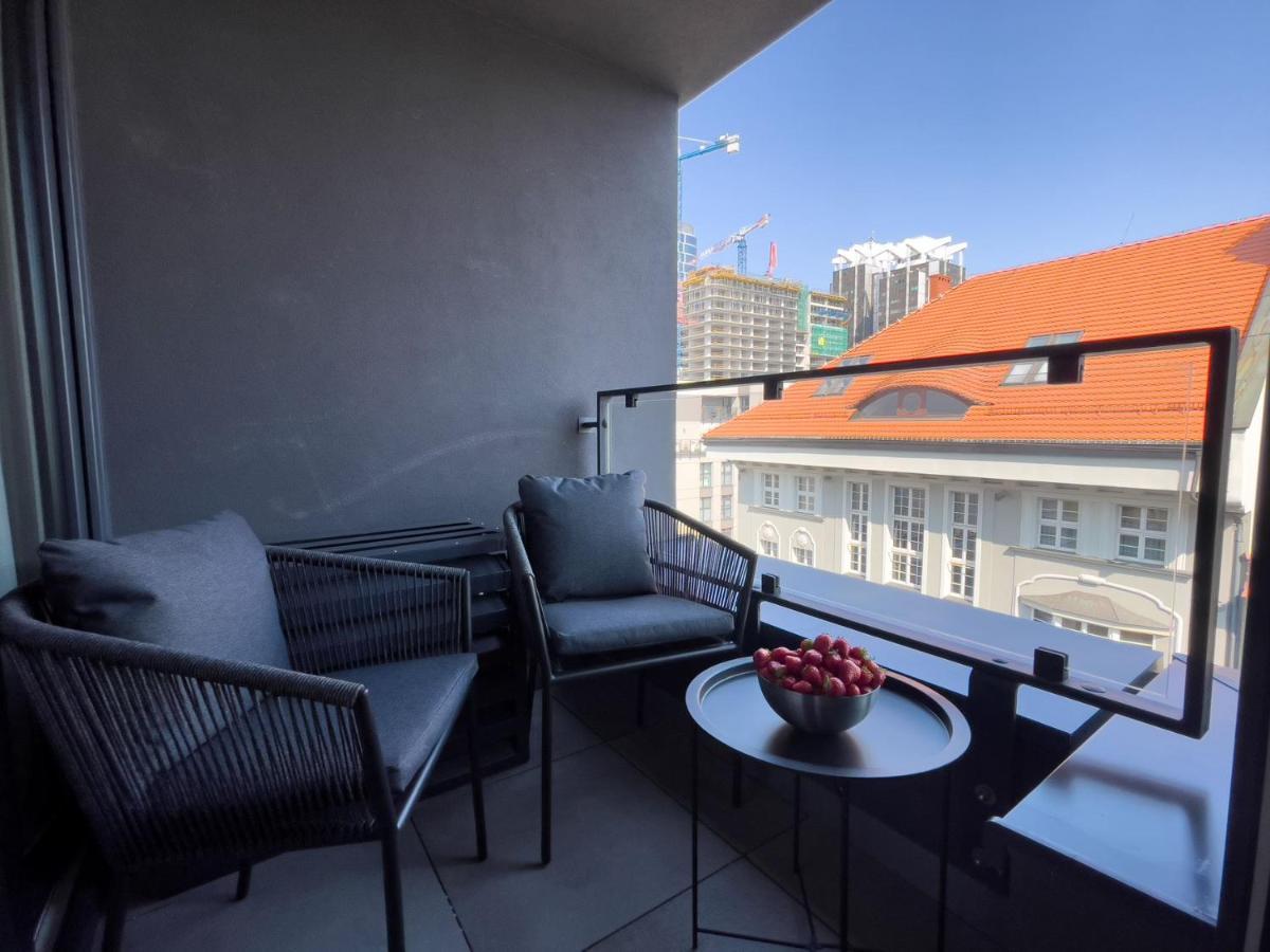 Urban Apartments Premium, Opolska 10 No 90, 2 Free Garages, Self Check-In คาโตวีตเซ ภายนอก รูปภาพ